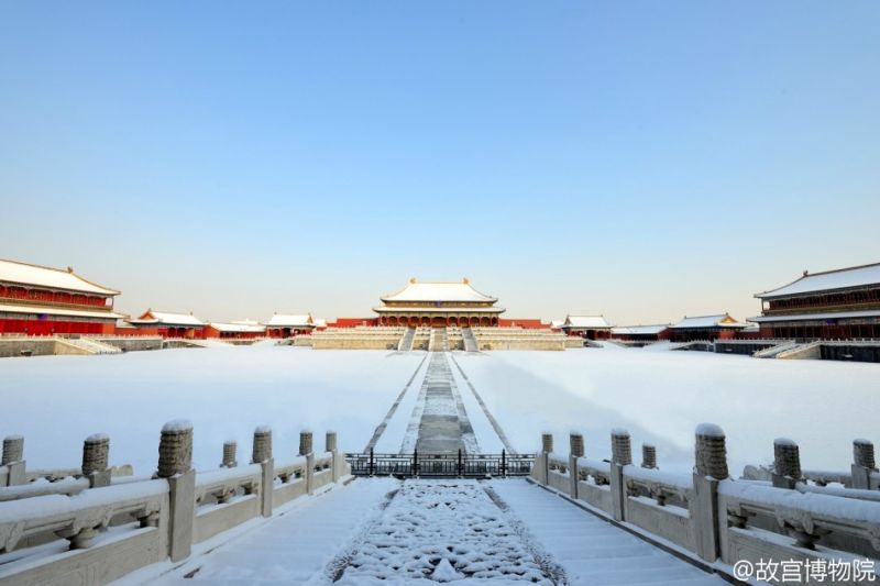 銀裝素裹雪后故宮攝影照片