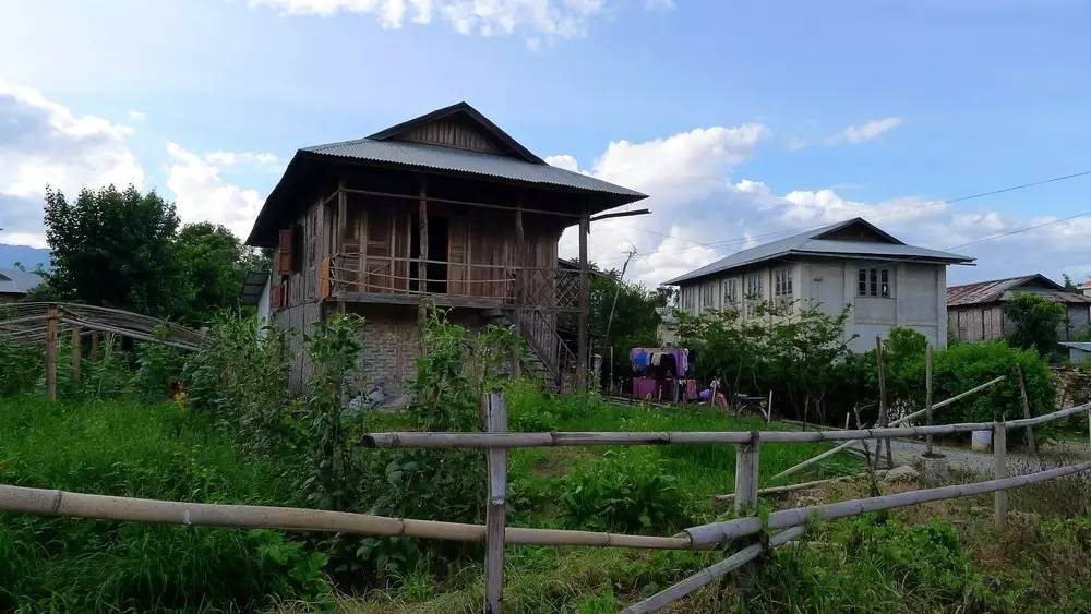 中國(guó)建筑六大門派之一，川派建筑