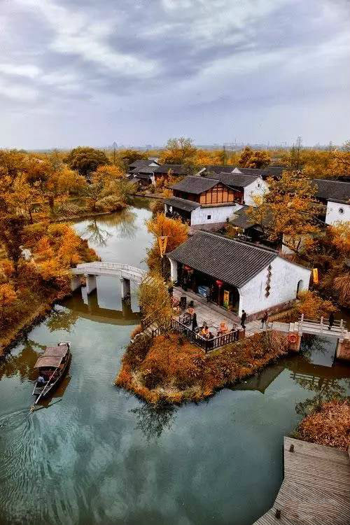 古建筑，一片瓦，遮風擋雨