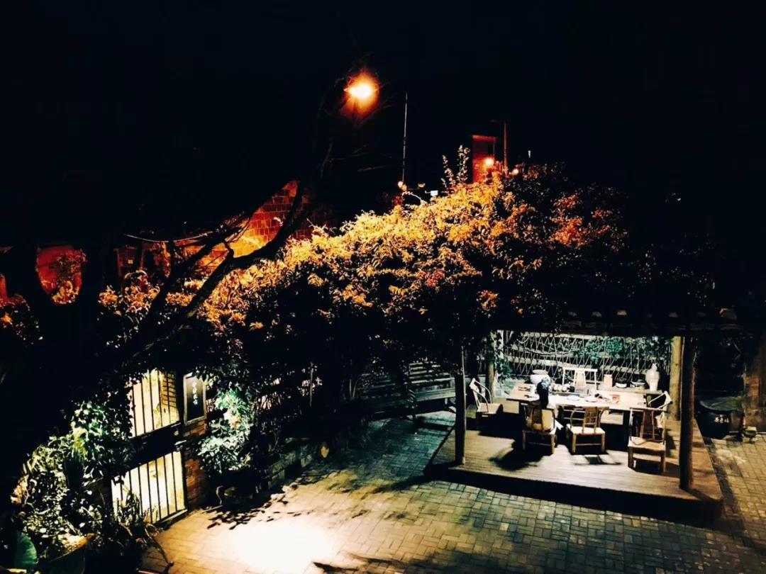 古山重水云間，細(xì)水長流吸引你