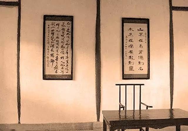 名人書房欣賞:遠(yuǎn)離塵世的一個(gè)美妙的書房