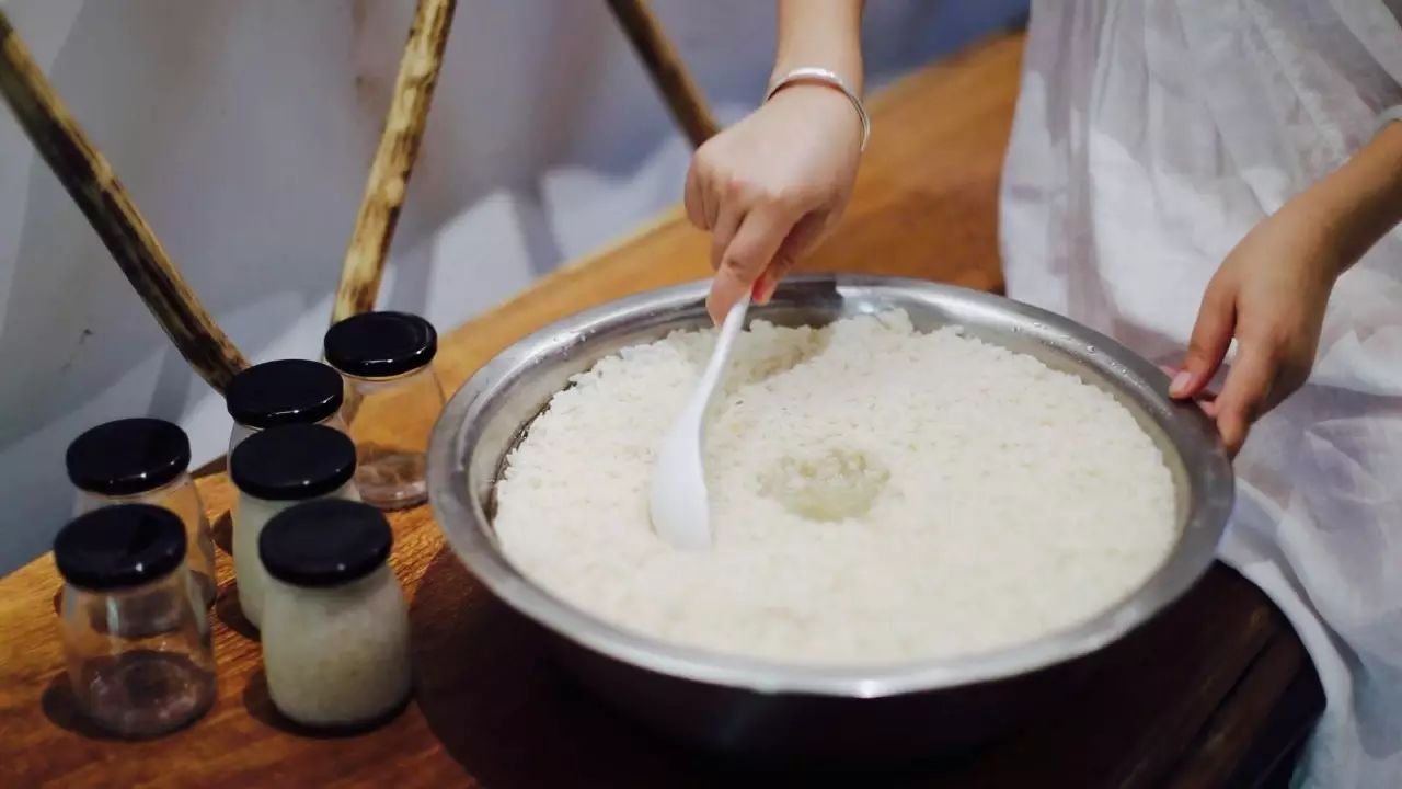 雪坑村·美客愛途，愛上美麗的客居地和旅途故事