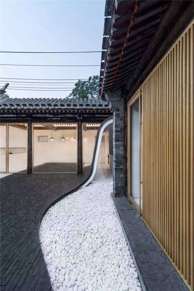 扭起來的北京四合院裝修設(shè)計(jì)，引爆了整個(gè)設(shè)計(jì)