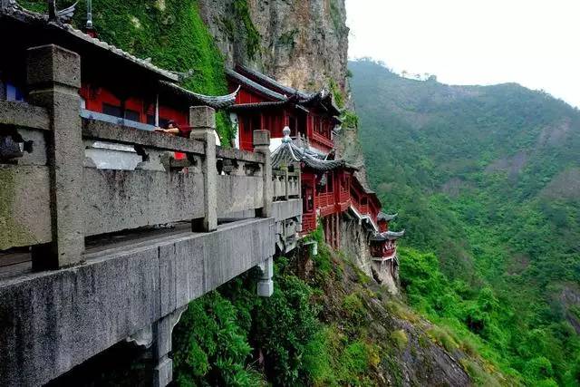 新安江畔谷掌民宿，莊園里享受青山環(huán)繞的美景