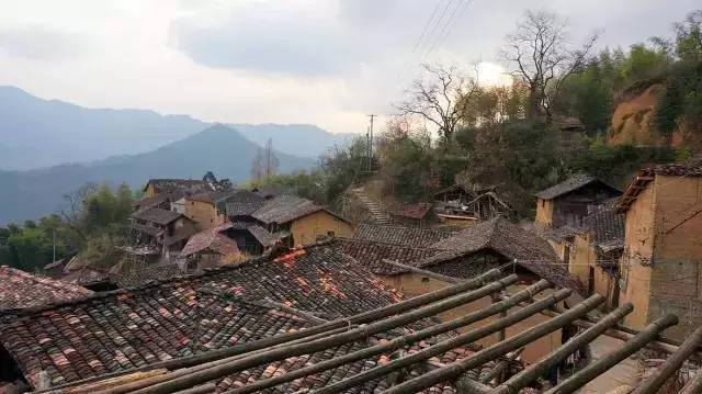 不舍·野馬嶺中國(guó)村民宿，樂在其中不忘初心