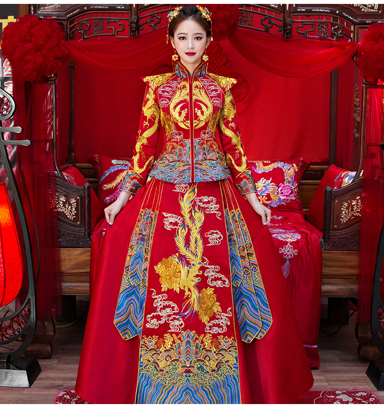 花開牡丹中式禮服，古韻悠揚(yáng)奢華刺繡新娘禮服