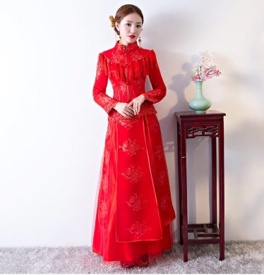 精致蕾絲花紋中式禮服，新娘結(jié)婚禮服