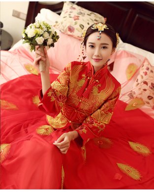 傳統(tǒng)古典中式禮服，復古新娘結婚禮服