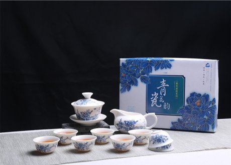 青花瓷茶具套裝禮盒，家用白瓷功夫茶具