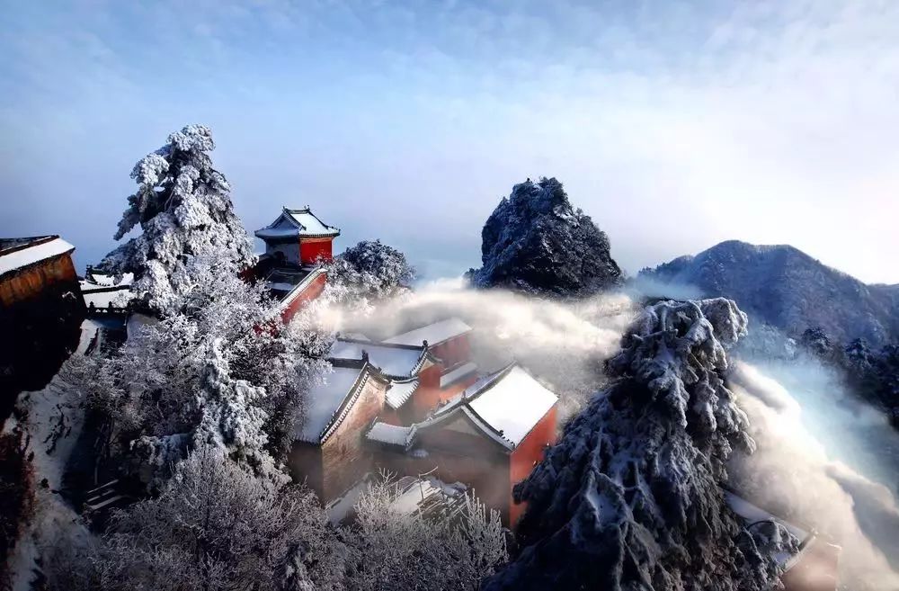 武當(dāng)山雪景攝影:雪后武當(dāng)是仙山