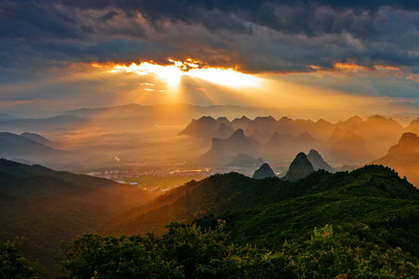 桂林市堯山美麗風景攝影