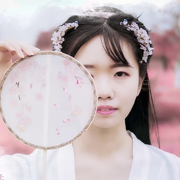 粉紫小清新帶團扇傘頭像，唯美古風真人頭像