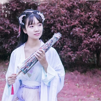 粉紫小清新帶團扇傘頭像，唯美古風真人頭像